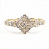 HALLMARKED 9CT GOLD & DIAMOND CLUSTER RING