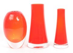 THREE LATE 20TH CENTURY RED WHITEFRIARS STYLE GLASS VASES
