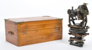 EARLY 20TH CENTURY CIRCA 1930S SURVEYORS LEVEL BY STANLEY