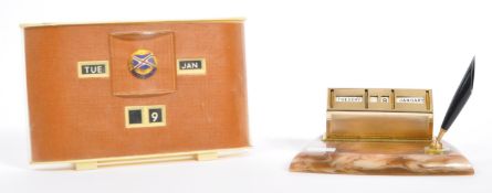 TO RETRO VINTAGE CIRCA 1960S ACRYLIC DESK TABLE CALENDARS