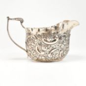 EARLY 20TH CENTURY HALLMARKED SILVER CREAMER