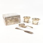 COLLECTION OF VICTORIAN & LATER HALLMARKED SILVER ITEMS