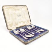 GEORGE V HALLMARKED SILVER TEA SPOONS & SUGAR TONGS SET
