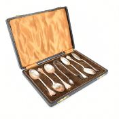 GEORGE V HALLMARKED SILVER TREFID TEA SPOON & SUGAR TONG SET