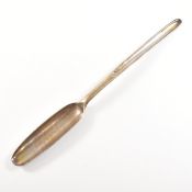 GEORGE III HALLAMARKED SILVER MARROW SCOOP