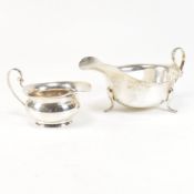 EARLY 20TH CENTURY HALLMARKED SILVER SAUCE BOAT & CREAMER