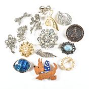 COLLECTION OF VINTAGE COSTUME JEWELLERY BROOCH PINS