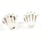 PAIR OF SILVER DESIGNER STYLE CUFFLINKS