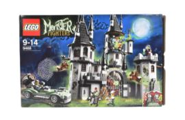 LEGO - MONSTER FIGHTERS - 9468 - THE VAMPIRE CASTLE