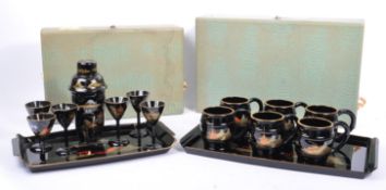 VINTAGE 20TH CENTURY COCKTAIL DRINKS SET & SIX MUGS