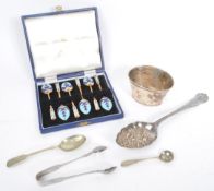 VINTAGE 20TH CENTURY ENAMELLED TEASPOON SET