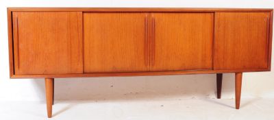 RETRO MID 20TH CENTURY DANISH GUNNI OMANN TEAK SIDEBOARD