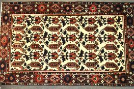 CENTRAL PERSIAN BAKHTIAR CARPET RUG