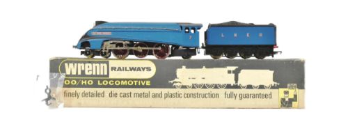 MODEL RAILWAY - WRENN OO GAUGE SIR NIGEL GRESLEY LOCOMOTIVE