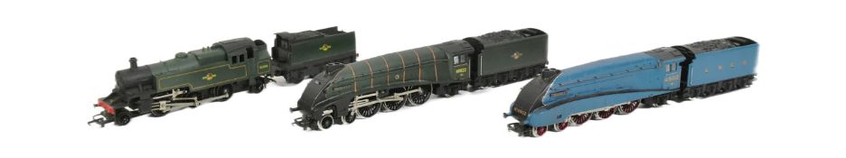 MODEL RAILWAY - X3 OO GAUGE MODEL RAILWAY TRAINSET LOCOMOTIVES