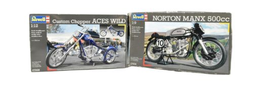 MODEL KITS - X2 REVELL PLASTIC MODEL KITS