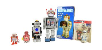 ROBOTS - COLLECTION OF VINTAGE BATTERY OPERATED ROBOTS