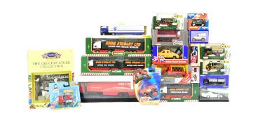 DIECAST - COLLECTION OF ASSORTED BOXED DIECAST MODELS