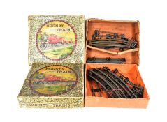 MODEL RAILWAY - X2 VINTAGE HORNBY O GAUGE BOXES