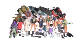 ACTION MAN - COLLECTION OF ACTION MAN FIGURES & PLAYSETS