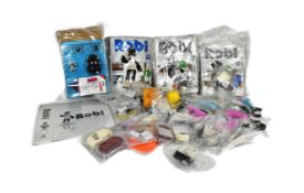 DIAGOSTINI - BUILD YOUR OWN ROBOT