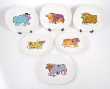 ENGLISH IRONSTONE POTTERY - SIX 1970S BEEFEATER DINNER PLATES
