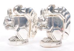 PAIR OF 20TH CENTURY SALT & PEPPER SHAKERS IN SQUIRREL FORM