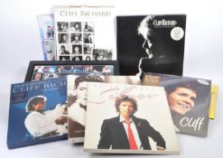 CLIFF RICHARD - COLLECTION OF MEMORABILIA / MERCHANDISE