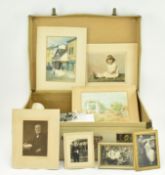 MID 20TH CENTURY SUITCASE CONTAINING FAMILY EPHEMERA