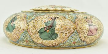 VINTAGE SOUVENIR BONE & HARDWOOD FAMILLE ROSE LIDDED POT