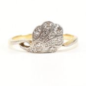 18CT GOLD & DIAMOND SHELL RING