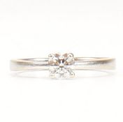 HALLMARKED 18CT WHITE GOLD & DIAMOND SINGLE STONE RING