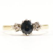 18CT GOLD SAPPHIRE & DIAMOND RING