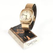 1930'S OMEGA 9CT GOLD GENTLEMANS WRISTWATCH & STRAP
