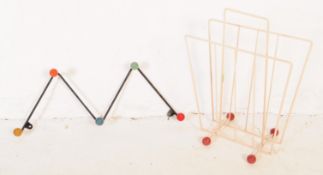MID 20TH CENTURY ATOMIC COAT RACK & MAGAZINE RACK