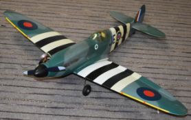 SUPERMARINE SPITFIRE - RC MODEL PLANE