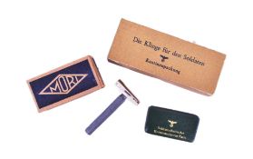 WWII SECOND WORLD WAR GERMAN RAZOR BLADE SET