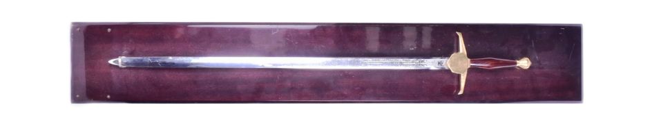 QUEEN ELIZABETH II PRESENTATION SWORD