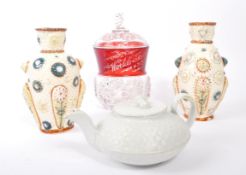 WEDGWOOD - COLLECTION OF VICTORIAN CERAMIC / GLASS ITEMS