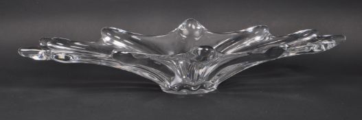 VINTAGE 20TH CENTURY GLASS CENTREPIECE BOWL
