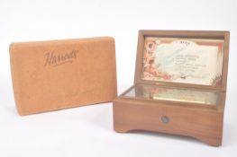 20TH CENTURY HARRODS '6 AIRS' MUSIC BOX