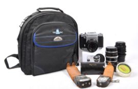 PENTACON - EAST GERMAN PENTACON SIX TL SLR