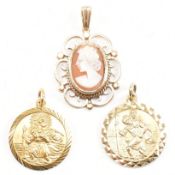 COLLECTION OF 9CT GOLD PENDANTS