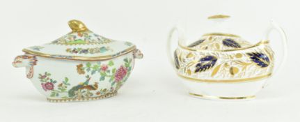 TWO CIRCA 1820 PORCELAIN LIDDED SPODE SUGAR POTS
