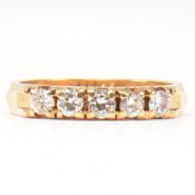 18CT GOLD & DIAMOND FIVE STONE RING