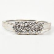 18CT WHITE GOLD & DIAMOND RING
