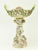 MEISSEN GERMAN CIRCA 1900 PORCELAIN TAZZA WITH CHERUBS
