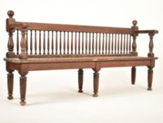 VICTORIAN 19TH CENTURY OAK HALL SETTLE BENCH