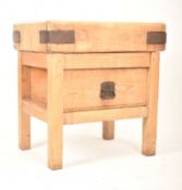 20TH CENTURY OAK KITCHEN ISLAND / BUTCHERS BLOCK