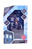 DOCTOR WHO - CHARACTER OPTIONS - FUGITIVE DOCTOR FIGURE SET